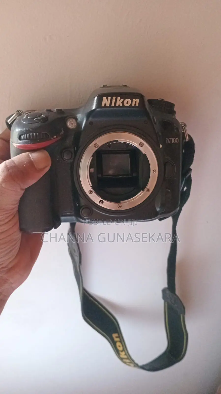 Sell DSLR Camera