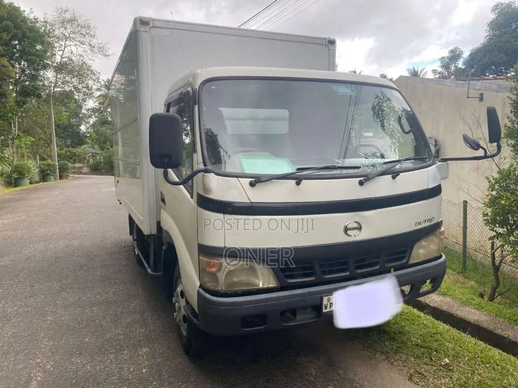 Toyota Dyna 2006 Lorry (Used)