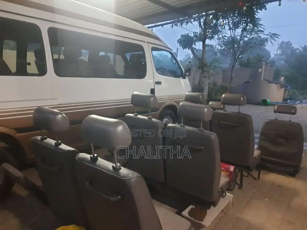 Toyota dolphin  high roof  van seat for sale for Van