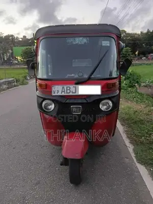 Bajaj RE 2015 Three Wheel (Used)