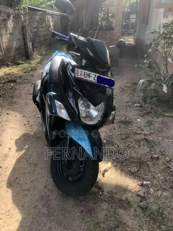 Yamaha ZR 2017 Motorbike (Used)