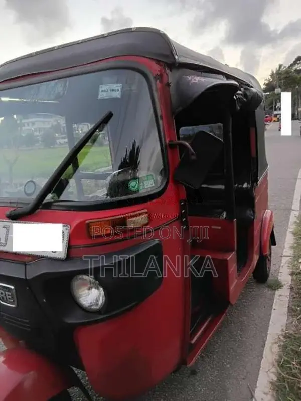 Bajaj RE 2015 Three Wheel (Used)