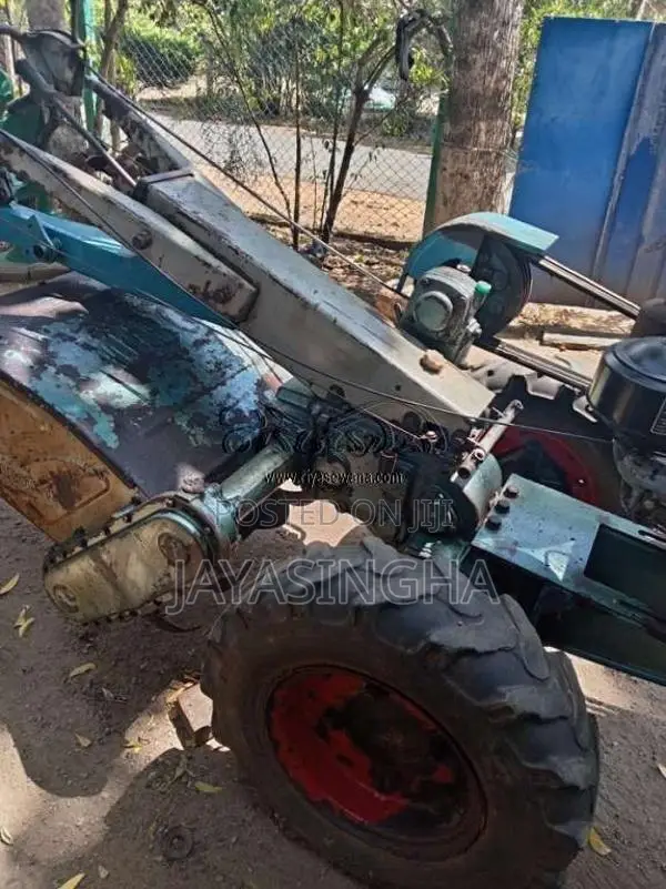 Kubota Kubota 2012 Tractor (Used)