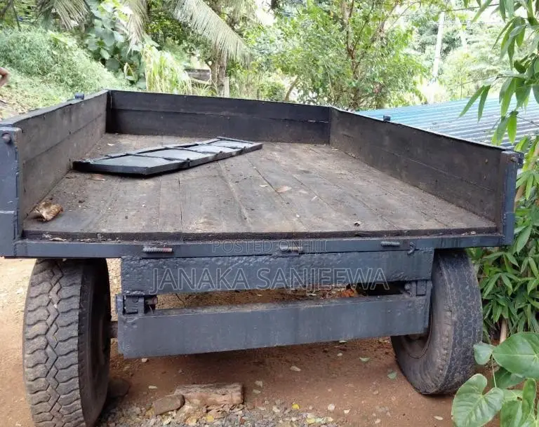 TAFE Trailer 2016 Tractor (Used)