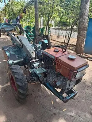 Kubota Kubota 2012 Tractor (Used)