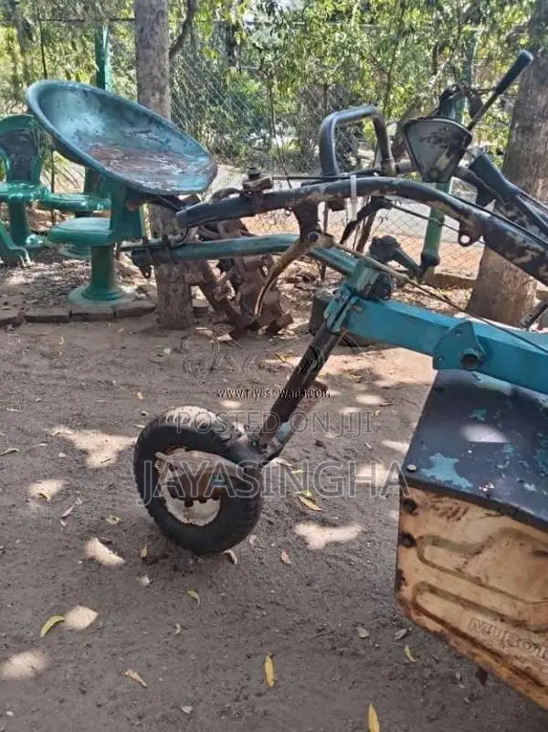 Kubota Kubota 2012 Tractor (Used)