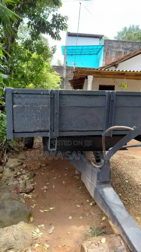 TAFE Trailer 2016 Tractor (Used)