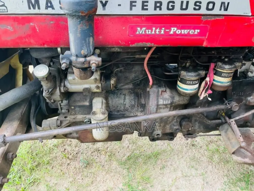 Massey-Ferguson Dl 135 2001 Tractor (Used)