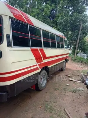 Mitsubishi Mmc Rosa 1988 Bus (Used)