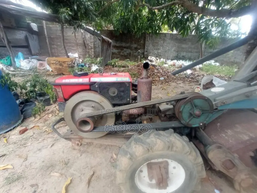 Other Tractor 2011 Tractor (Used)