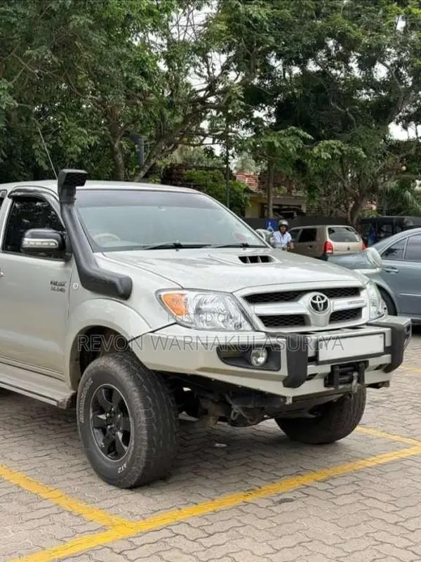 Toyota Hilux 2008 Pickup (Used)