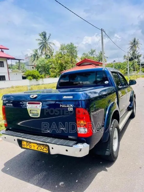 Toyota Hilux 2007 Pickup (Used)