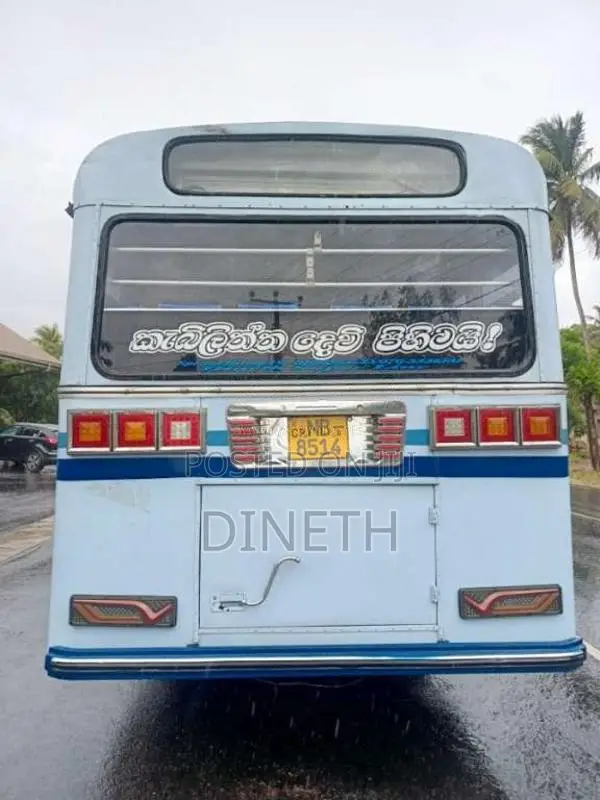 Ashok-Leyland Viking 2014 Bus (Used)