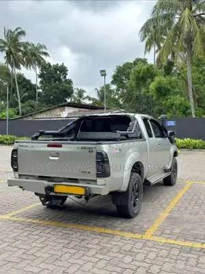 Toyota Hilux 2008 Pickup (Used)