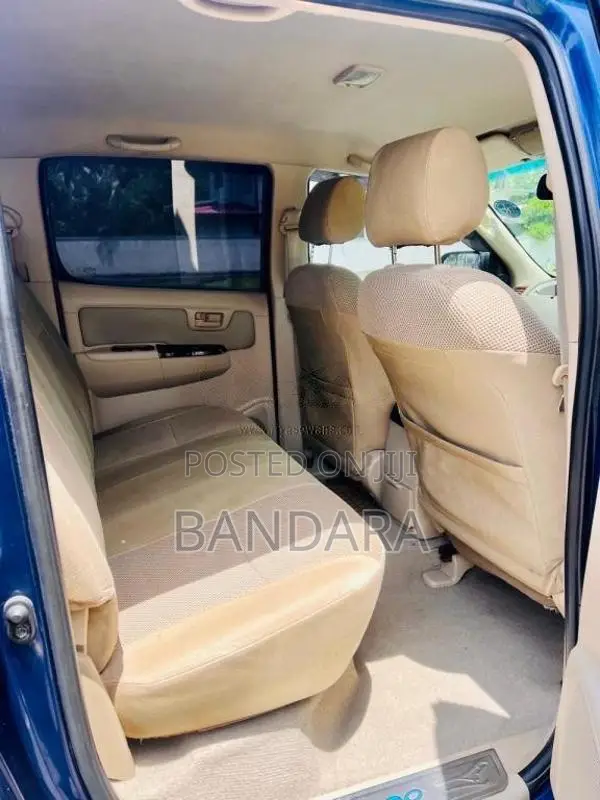 Toyota Hilux 2007 Pickup (Used)