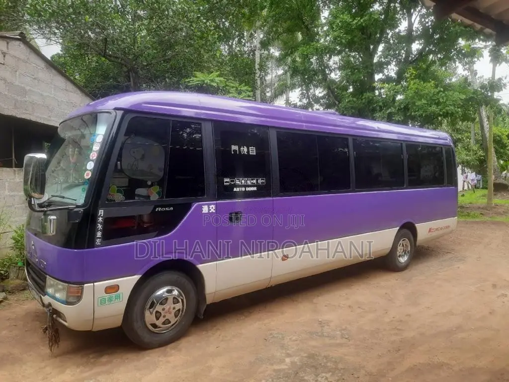 Mitsubishi Rosa 2009 Bus (Used)