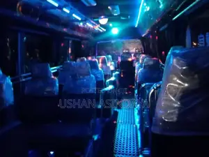 Mitsubishi Baby Rosa Custom 1991 Bus (Used)