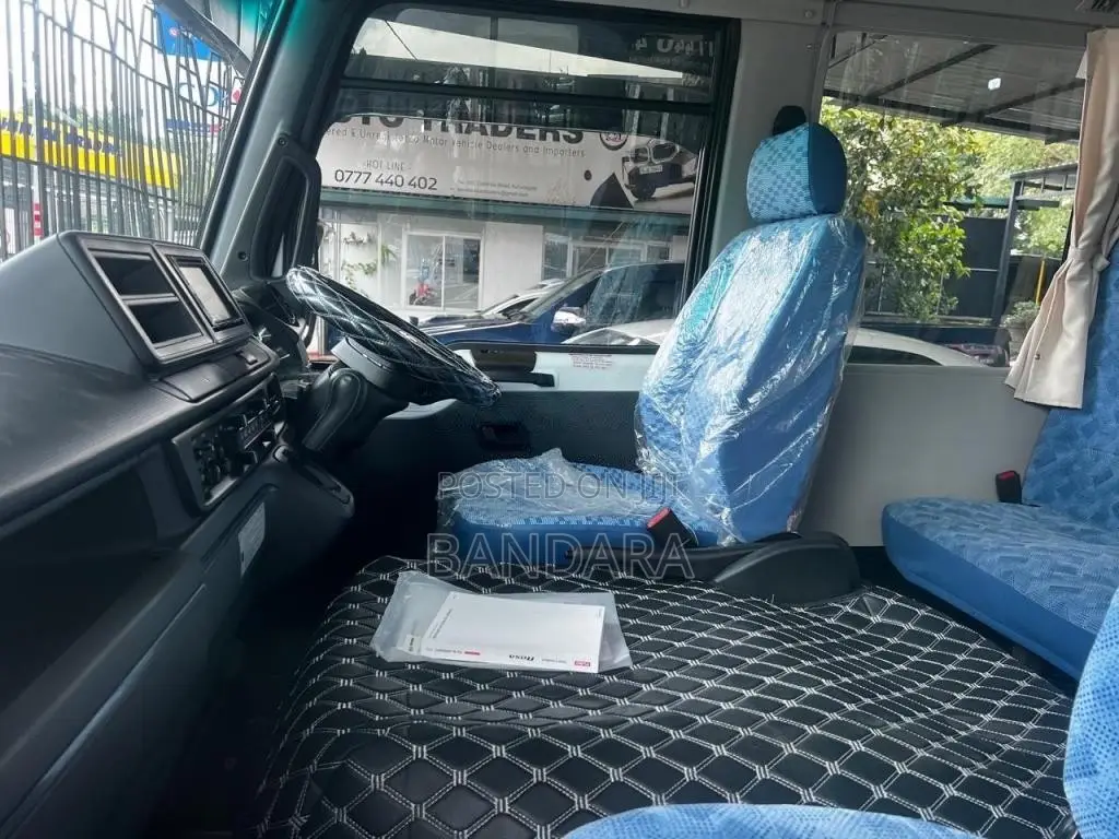Mitsubishi Fuso 2025 Bus (Used)