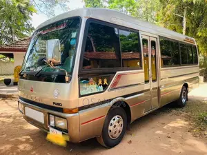 Mitsubishi BABY ROSA 1999 Bus (Used)
