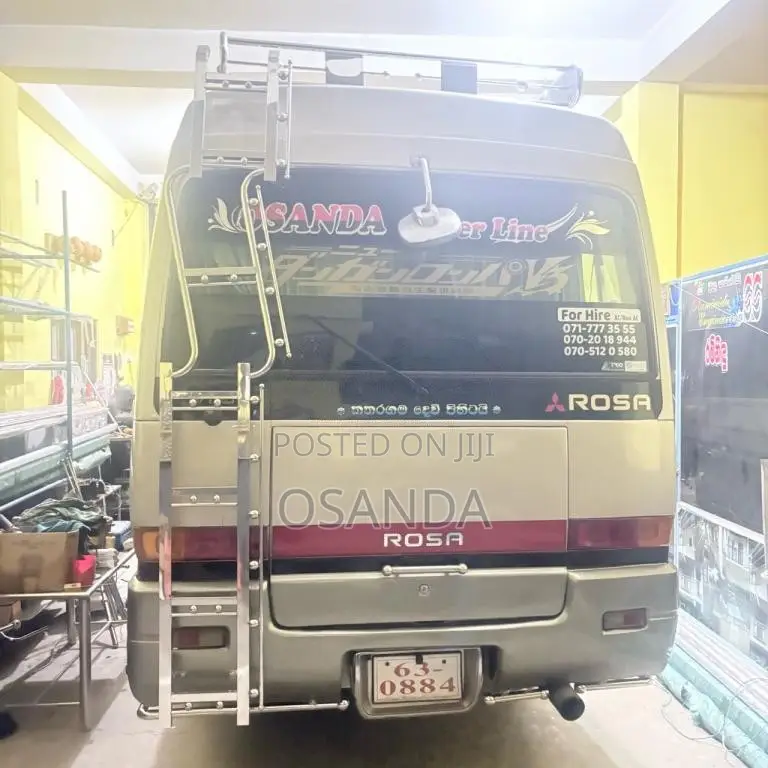 Mitsubishi BABY ROSA 1999 Bus (Used)