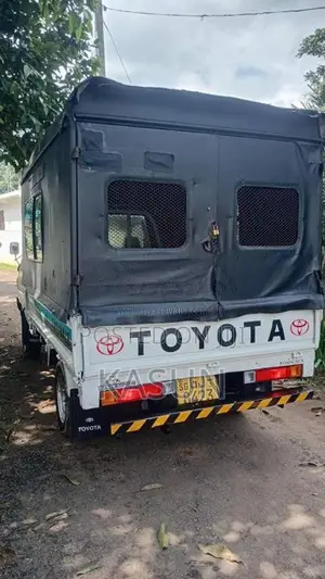 Toyota LiteAce 1996 Lorry (Used)