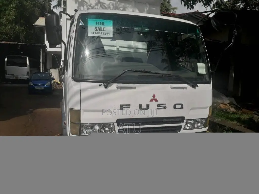 Mitsubishi Fuso 2003 Lorry (Used)