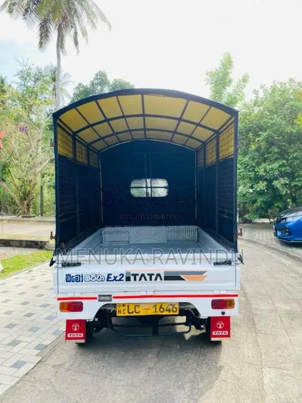 Tata Dimo Batta 2006 Lorry (Used)