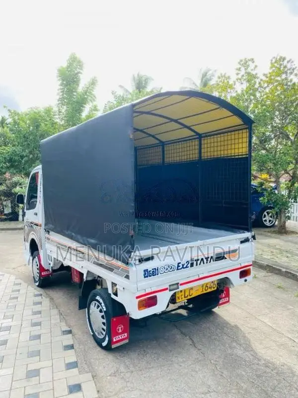 Tata Dimo Batta 2006 Lorry (Used)