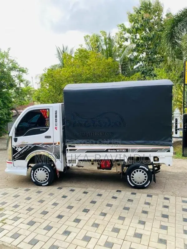 Tata Dimo Batta 2006 Lorry (Used)
