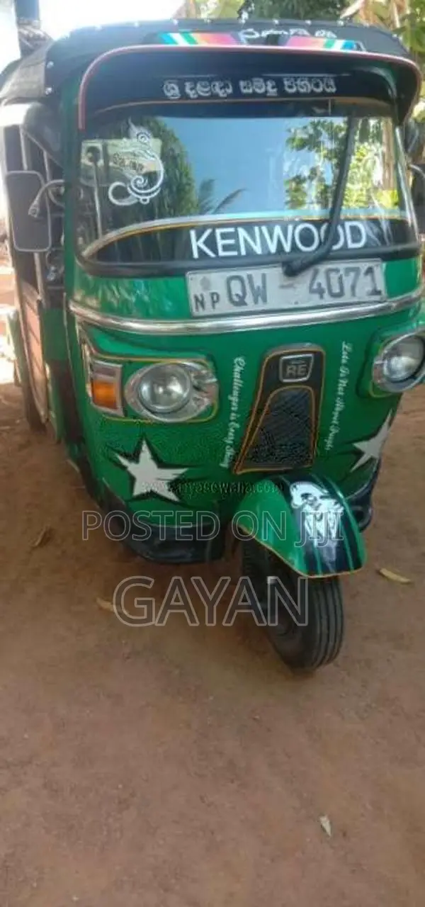 Bajaj 4 Stroke 2010 Three Wheel (Used)