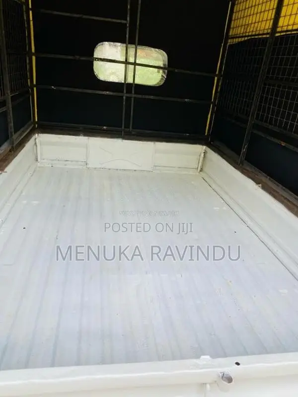 Tata Dimo Batta 2006 Lorry (Used)