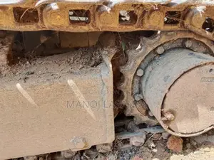 Komatsu S 30 2017 Heavy-Duty (Used)
