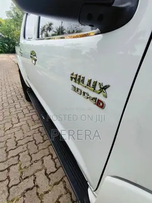Toyota Hilux 2006 Pickup (Used)