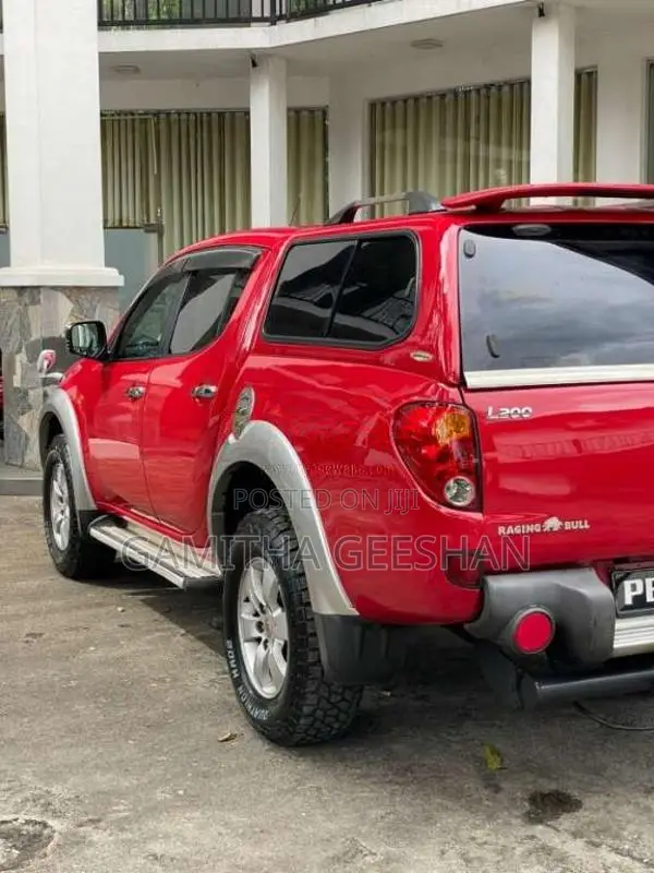 Mitsubishi L200 2008 Pickup (Used)
