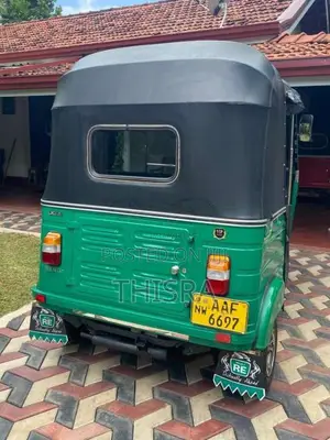 Bajaj RE 205 2012 Three Wheel (Used)