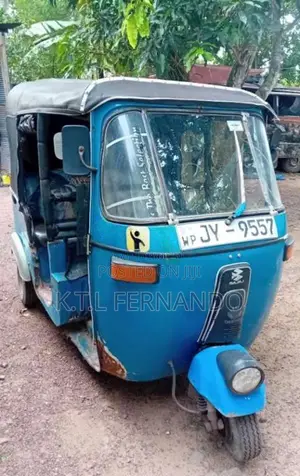 Bajaj 2 Stroke 2005 Three Wheel (Used)