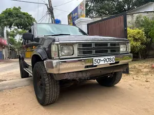 Nissan D-21 4X4 DOUBLE 1988 Pickup (Used)
