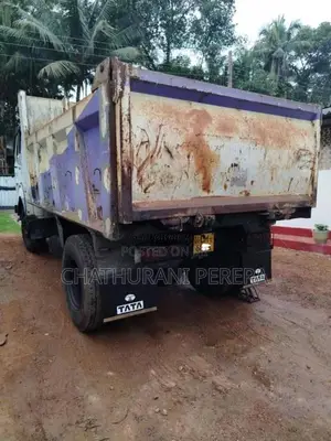Tata Tipper 2016 Lorry (Used)