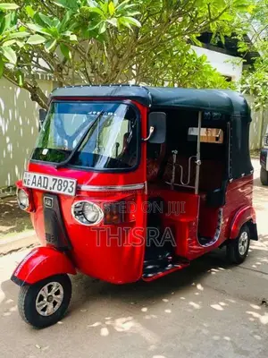 Bajaj RE 205 2012 Three Wheel (Used)
