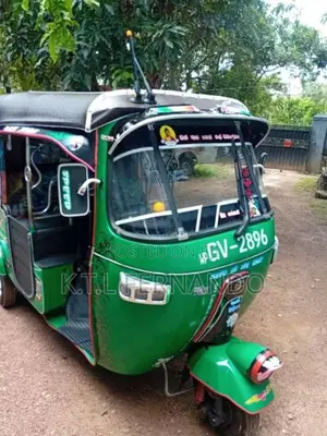 Bajaj 2 Stroke 2002 Three Wheel (Used)