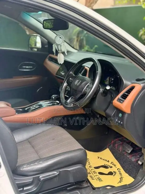 Honda Vezel 2015 SUV (Used)