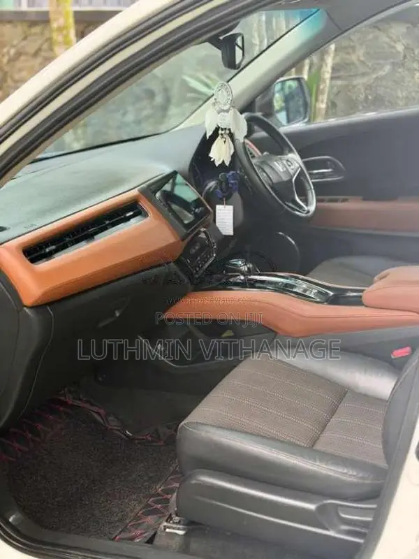 Honda Vezel 2015 SUV (Used)