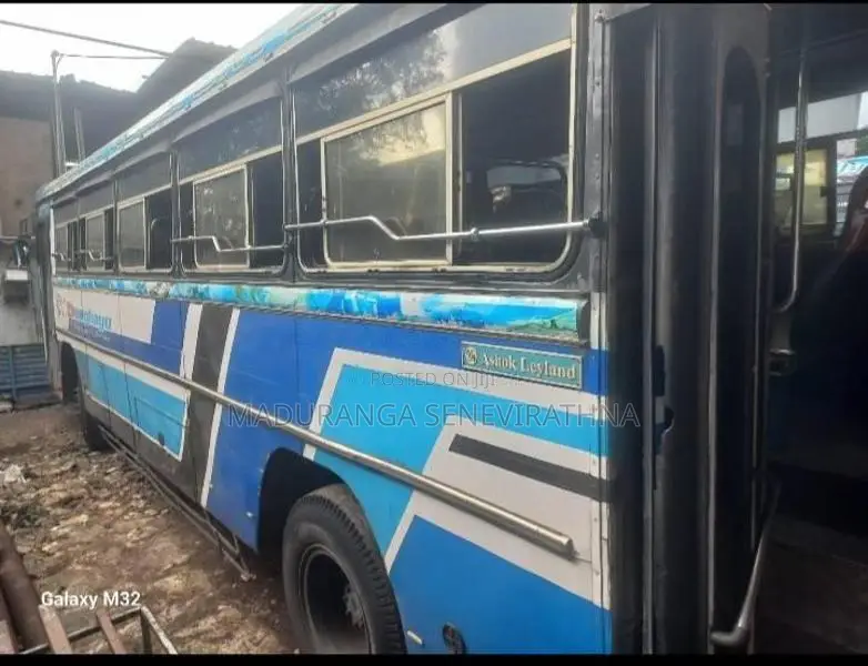 Ashok-Leyland Leyland 2006 Bus (Used)