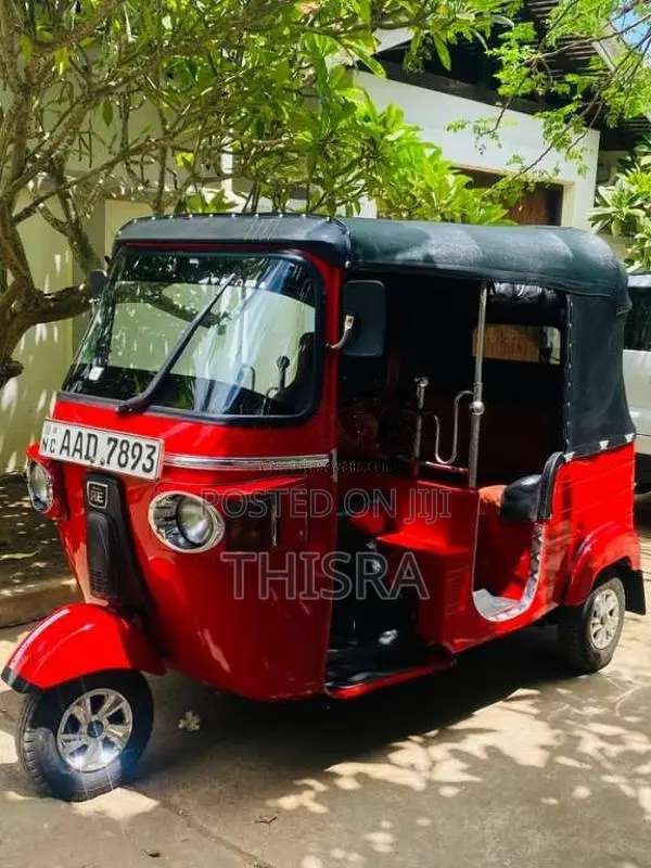 Bajaj RE 205 2012 Three Wheel (Used)