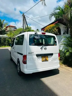 Nissan Vanette NV200 2015 Van (Used)