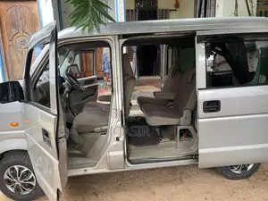 Suzuki Every 2014 Van (Used)
