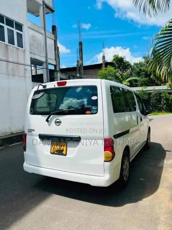 Nissan Vanette NV200 2015 Van (Used)