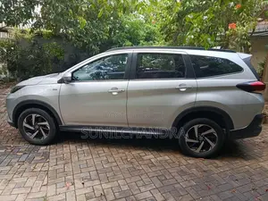 Toyota Rush 2020 SUV (Used)