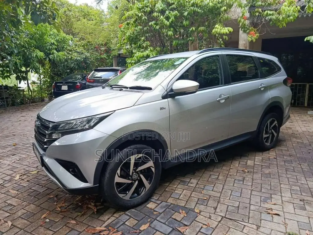 Toyota Rush 2020 SUV (Used)