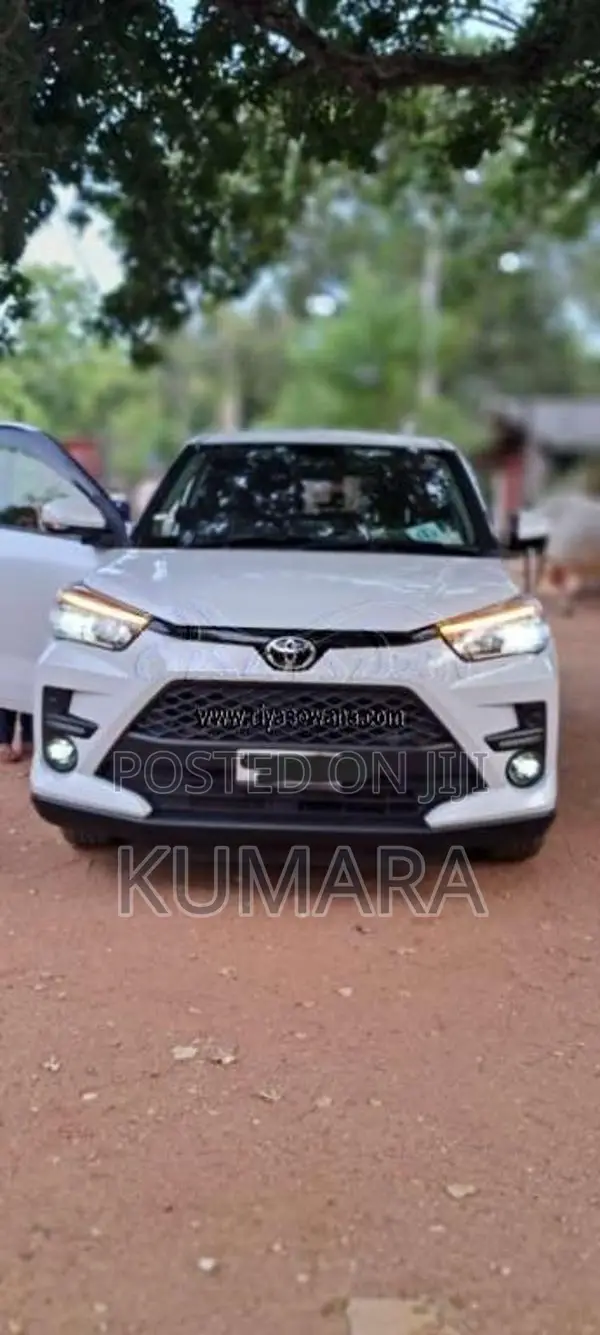 Toyota Raize Z Grade 2023 SUV (Used)